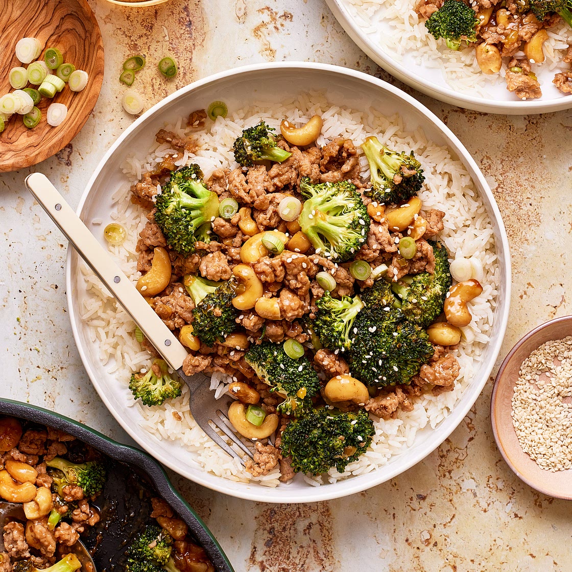 20-Minute Saucy Cashew Chicken & Broccoli