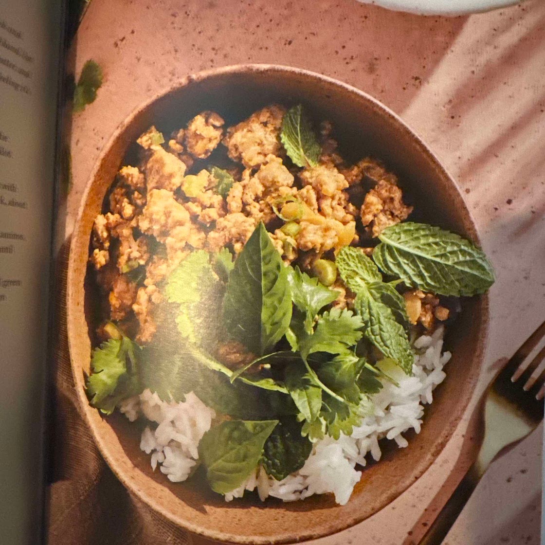 Ginger and PB ground turkey stir fry
