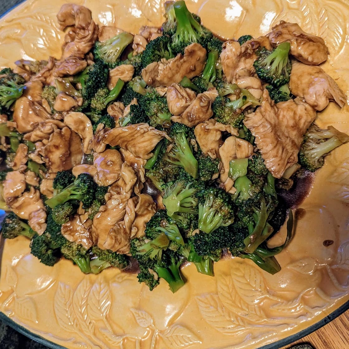 Chicken and Broccoli with Brown Sauce