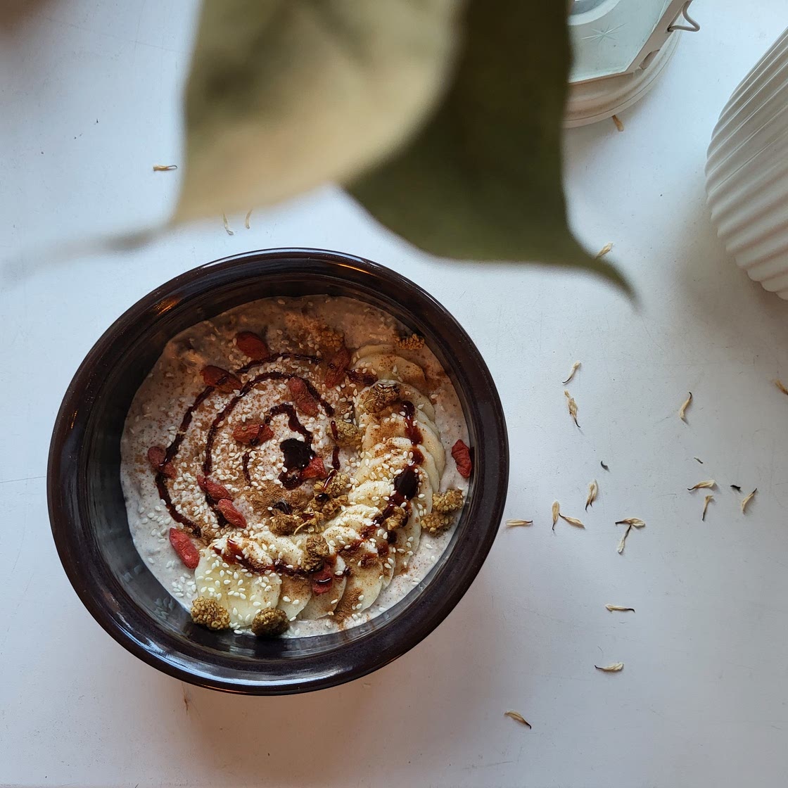 Sticky tahini-date banana overnight oats