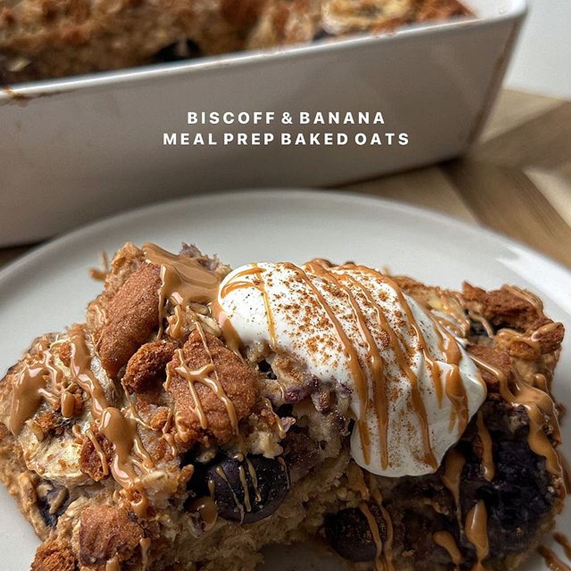 Biscoff & banana meal prep baked oats 🤎