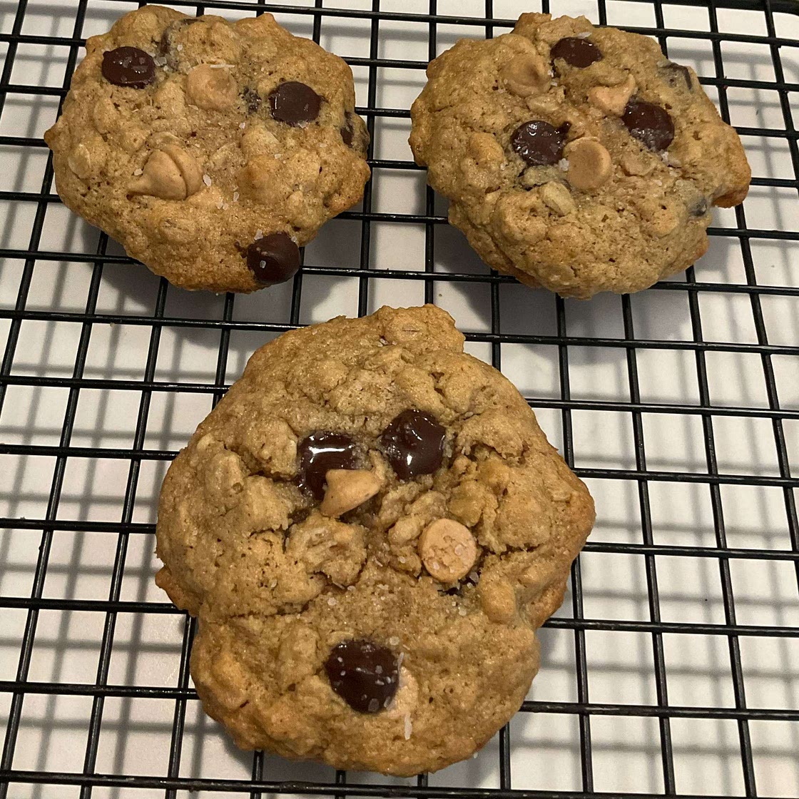 Oatmeal Dark Chocolate Peanut Butter Chip Cookies