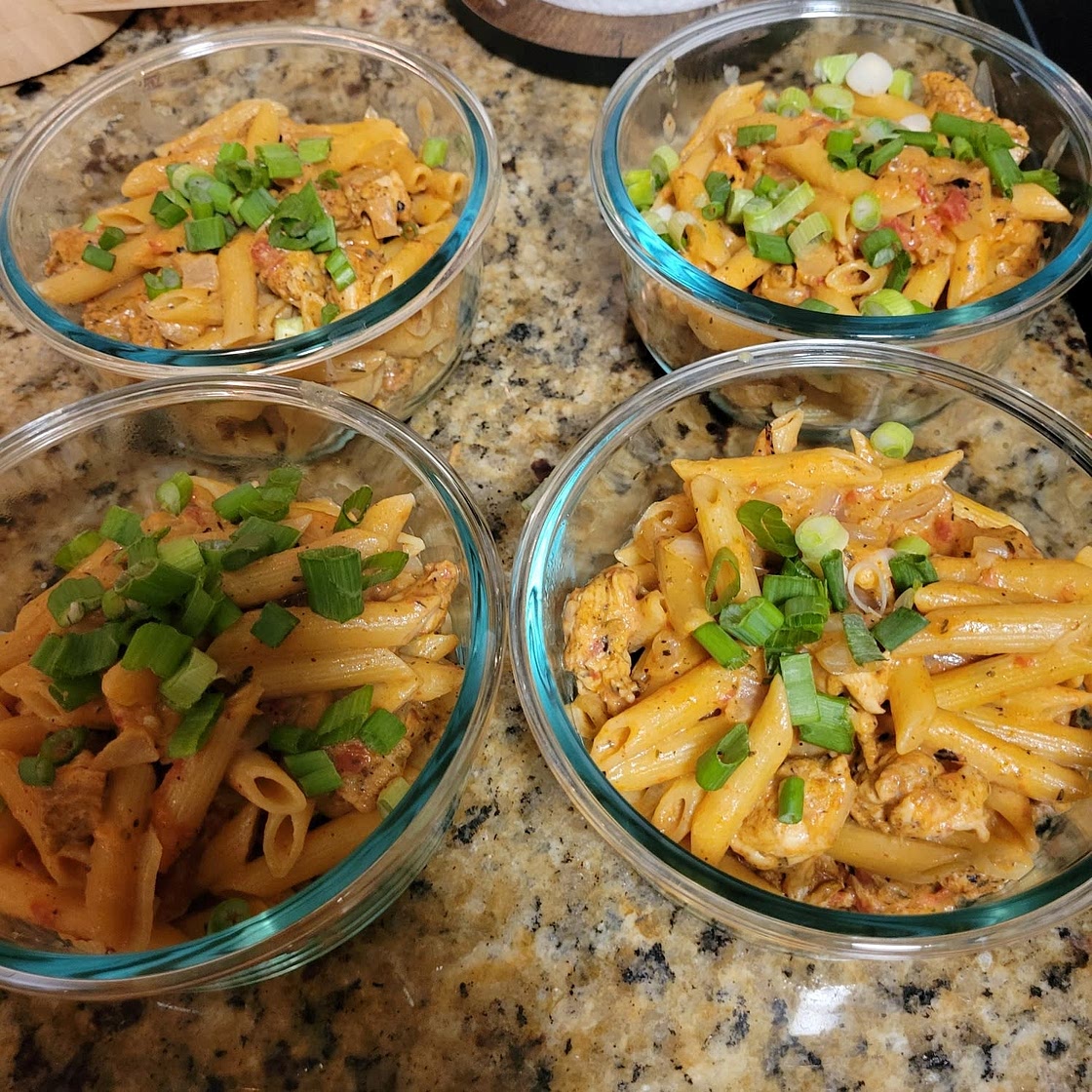 One Pot Creamy Cajun Chicken Pasta