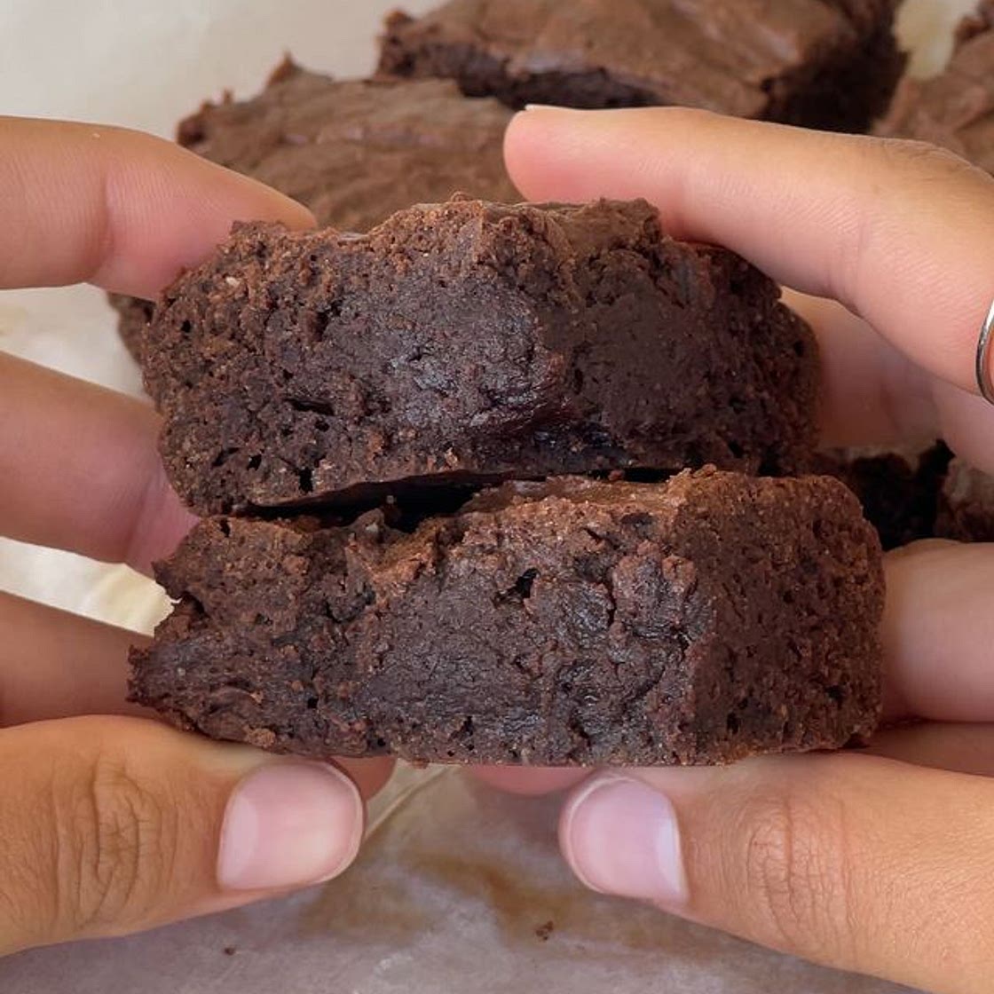 WHOLE FOOD TAHINI BROWNIES 🤍
