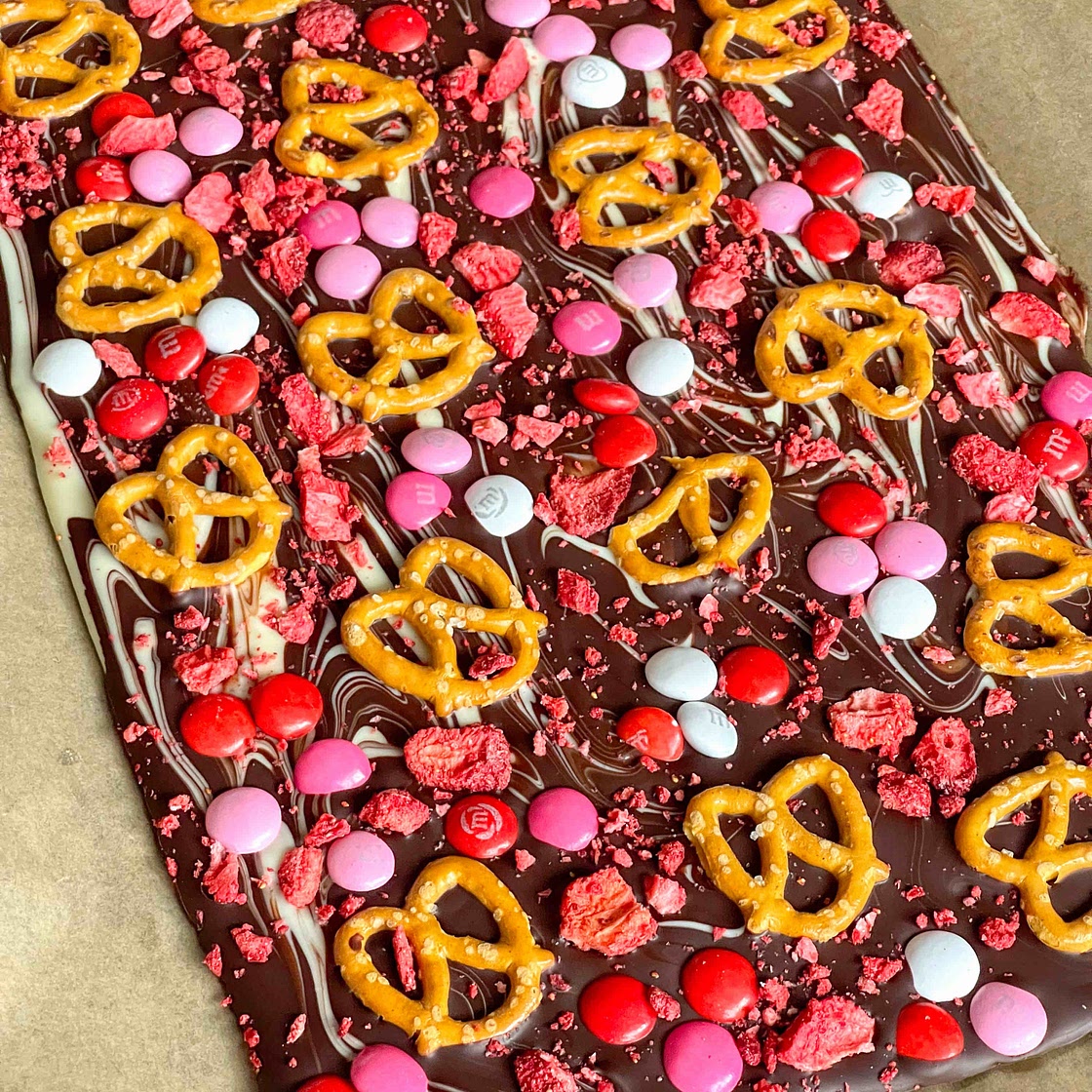 Valentine’s Chocolate Bark