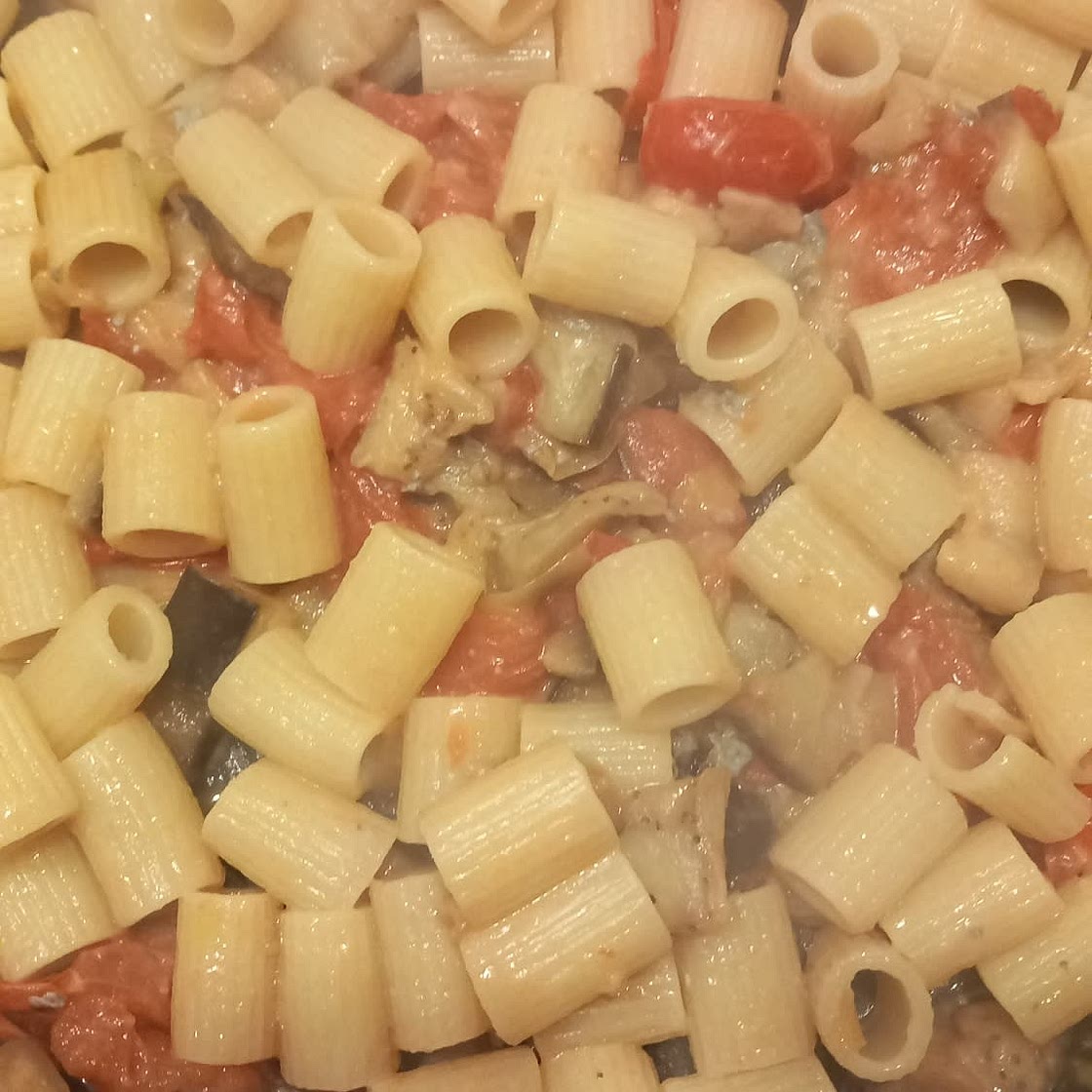 Pasta con le melanzane