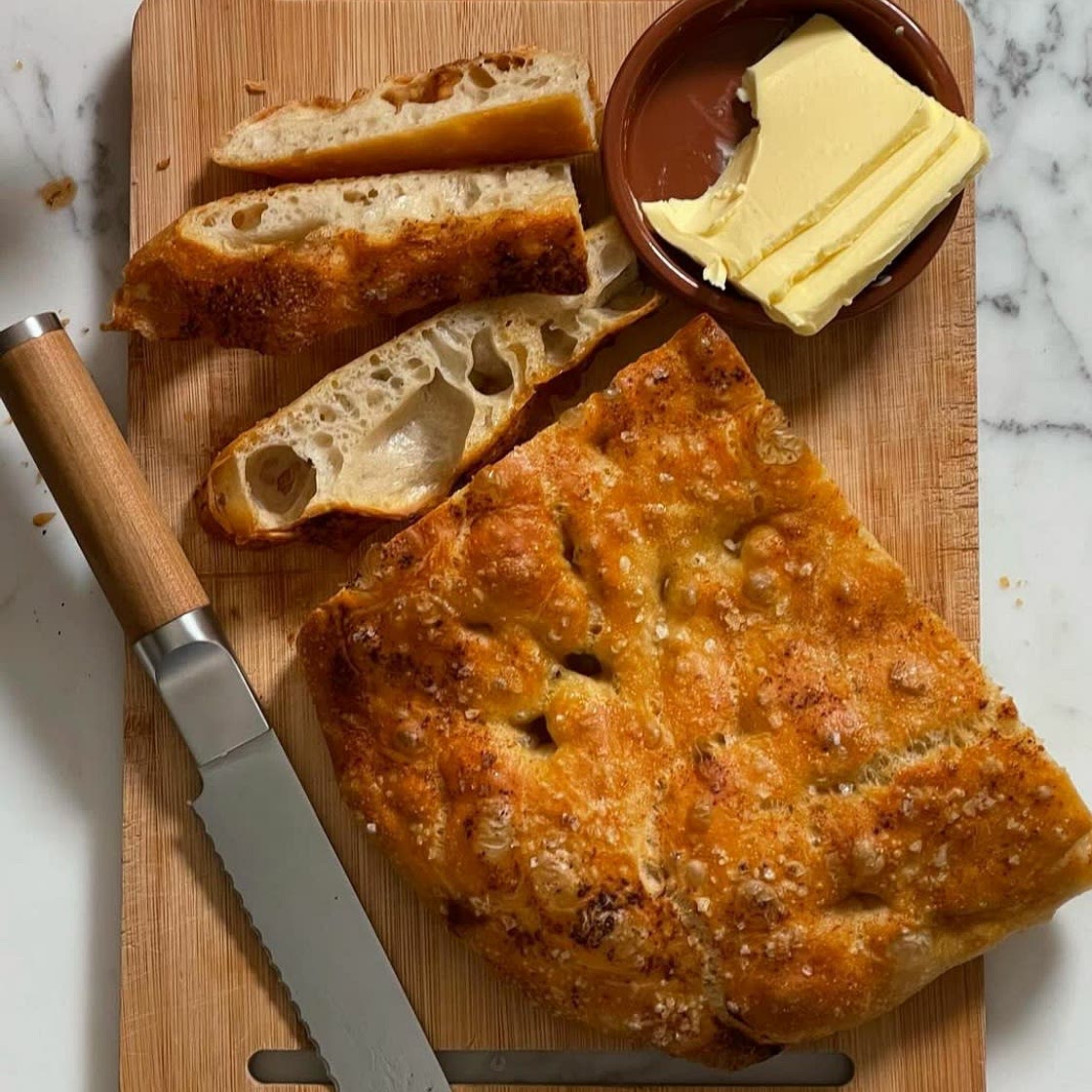 Focaccia med brunet smør