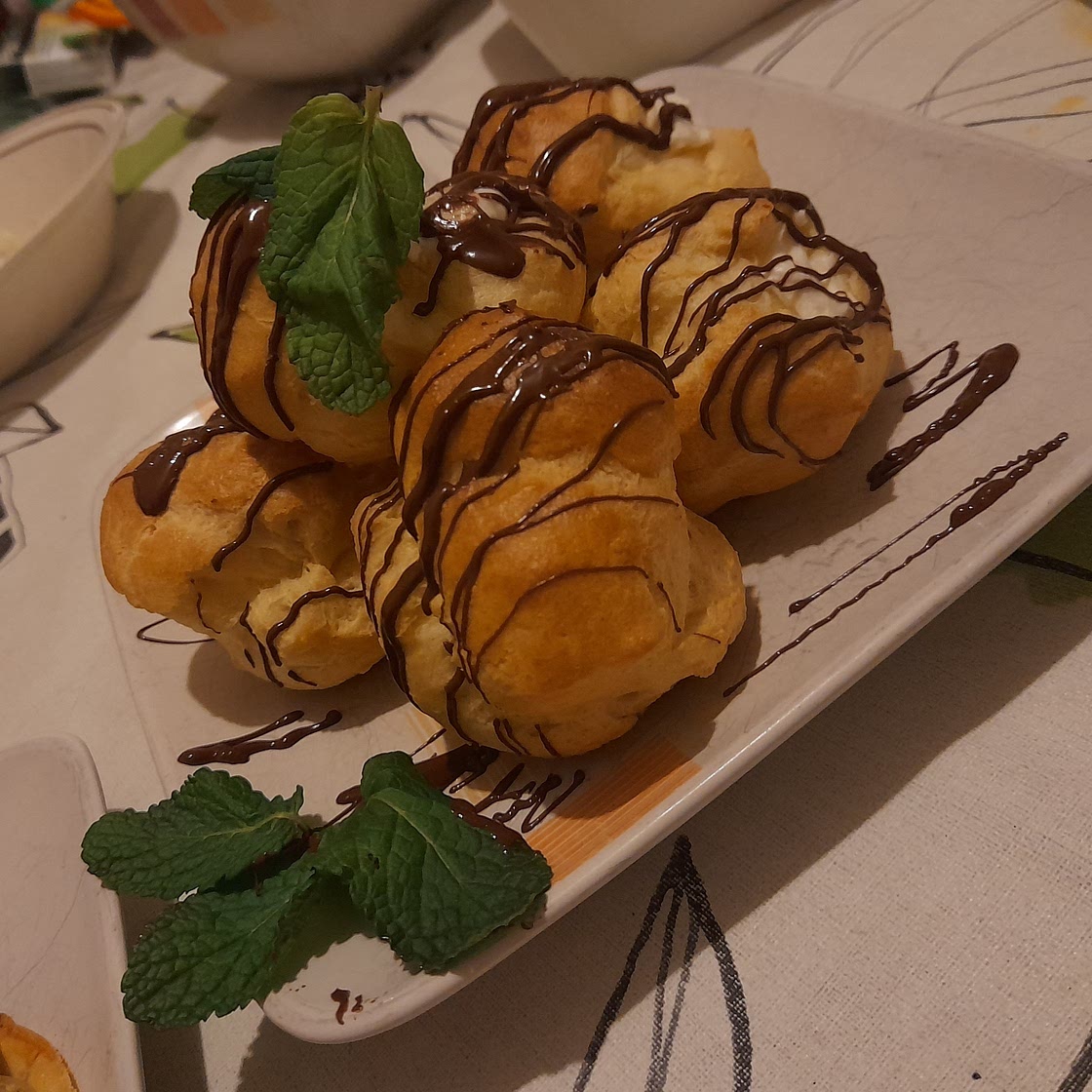 Profiteroles