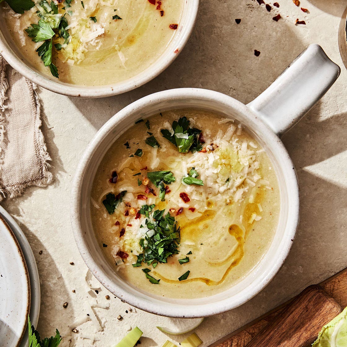 Zesty Cauliflower Leek Soup