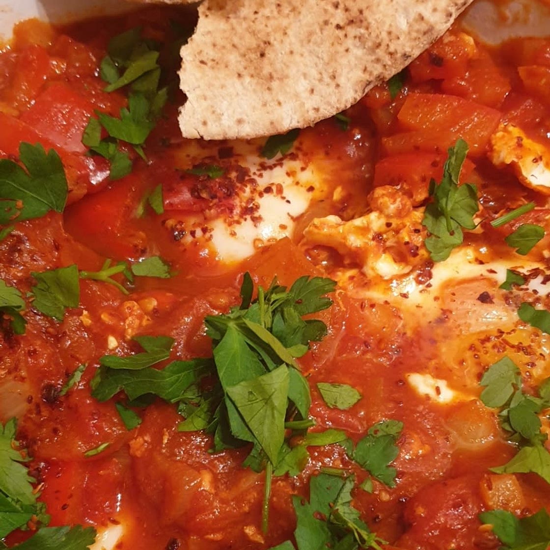 Shakshuka Recipe (Easy & Traditional)