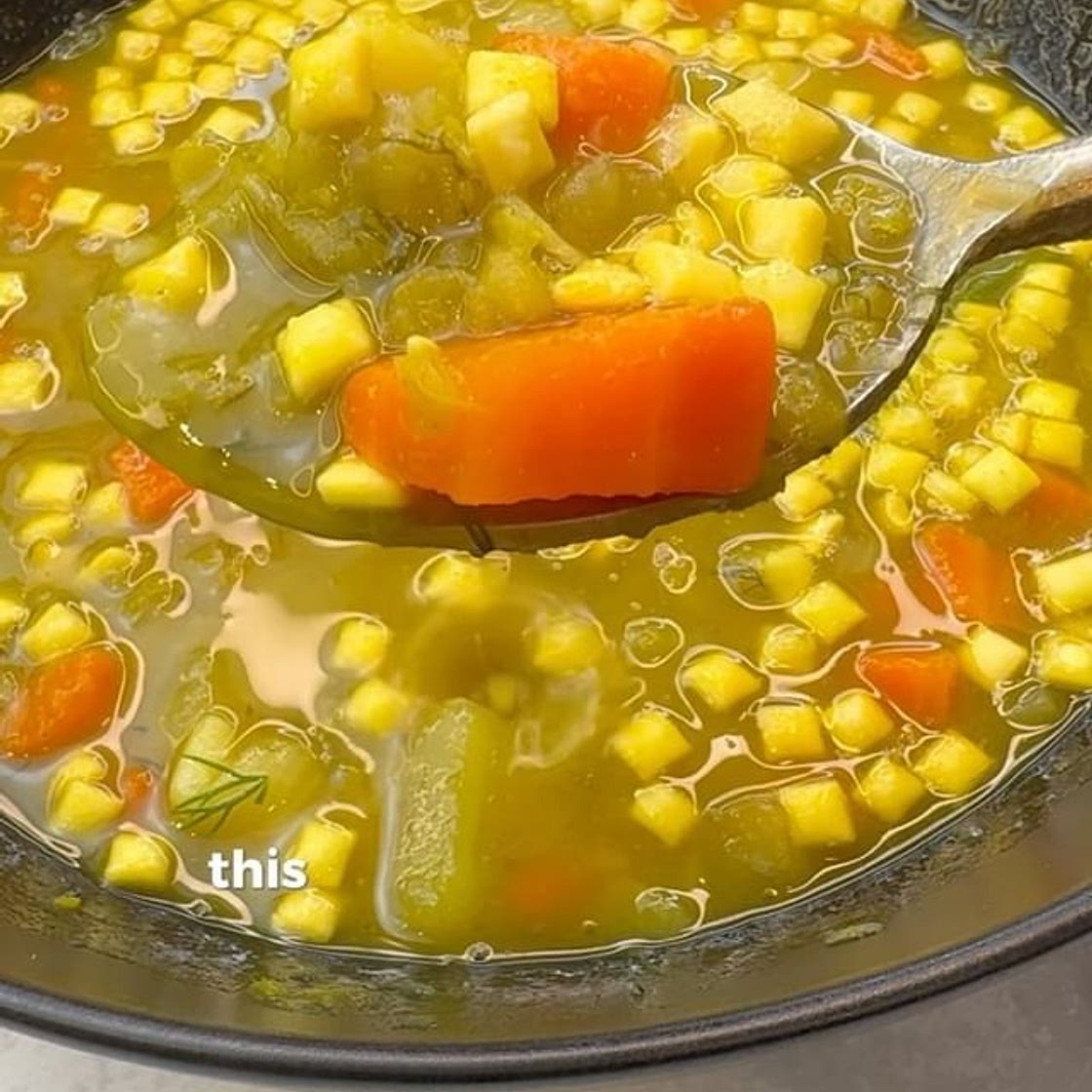 SPLIT PEA SOUP! 🤍 There is nothing better than a good comforting