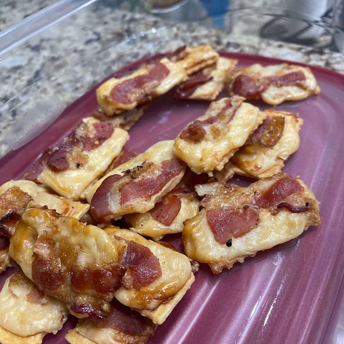 Parmesan Candied Bacon Crackers – Bad Batch Baking - Restaurant.