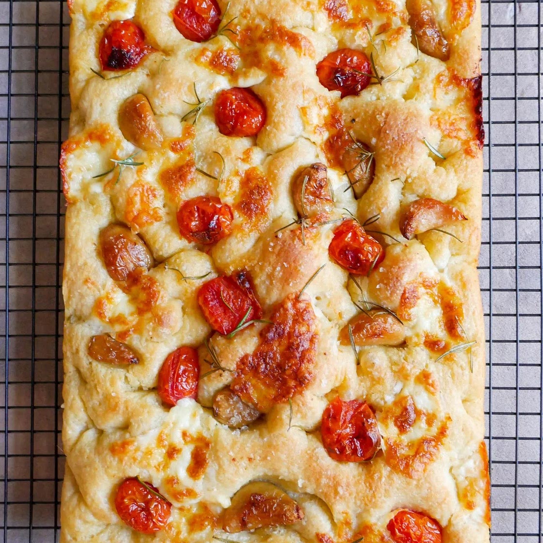 Garlic focaccia 