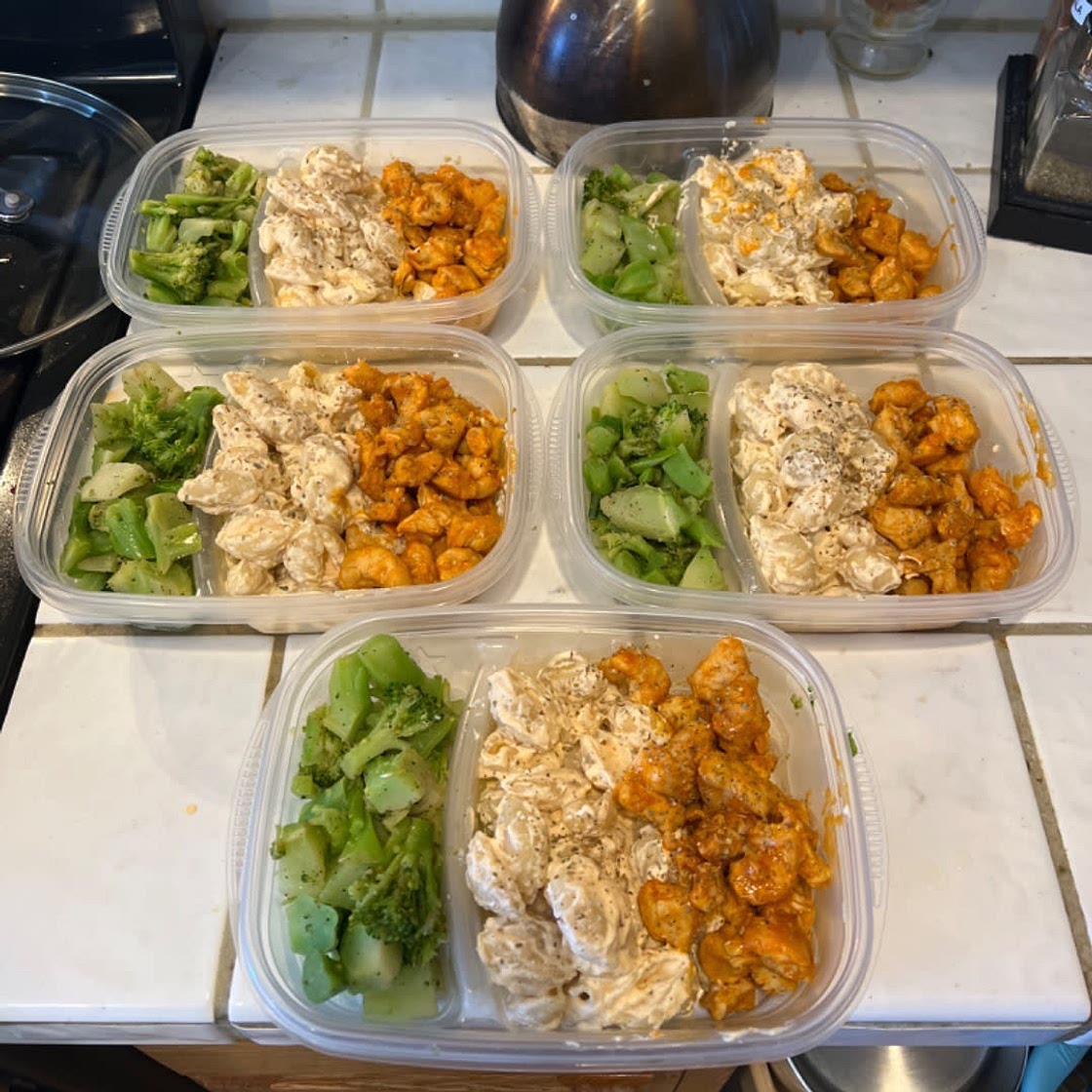 High Protein Honey Buffalo Chicken Mac & Cheese