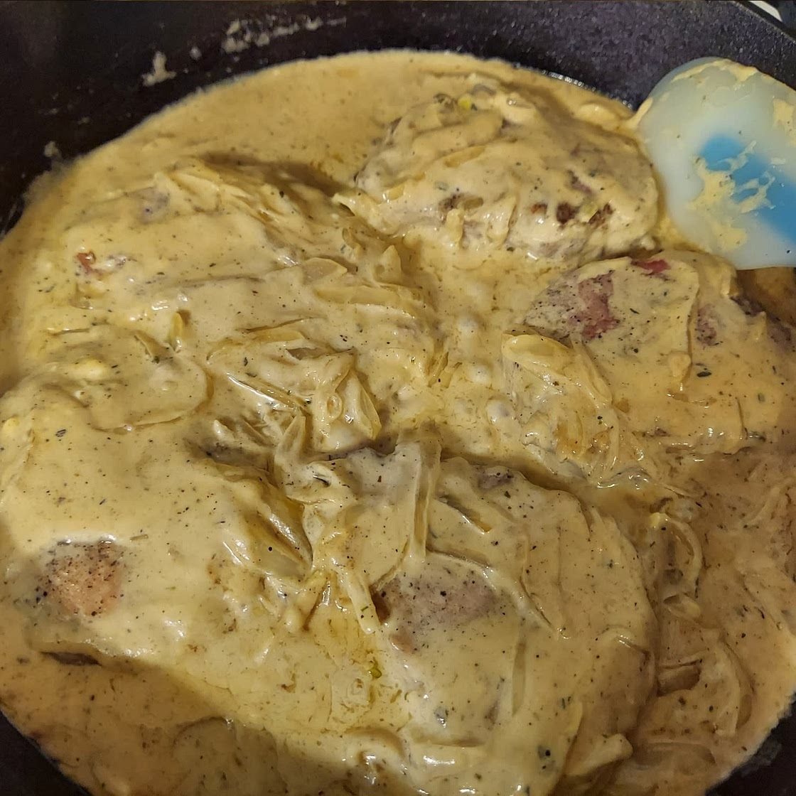 Easy Creamy Garlic Parmesan Keto Pork Chops