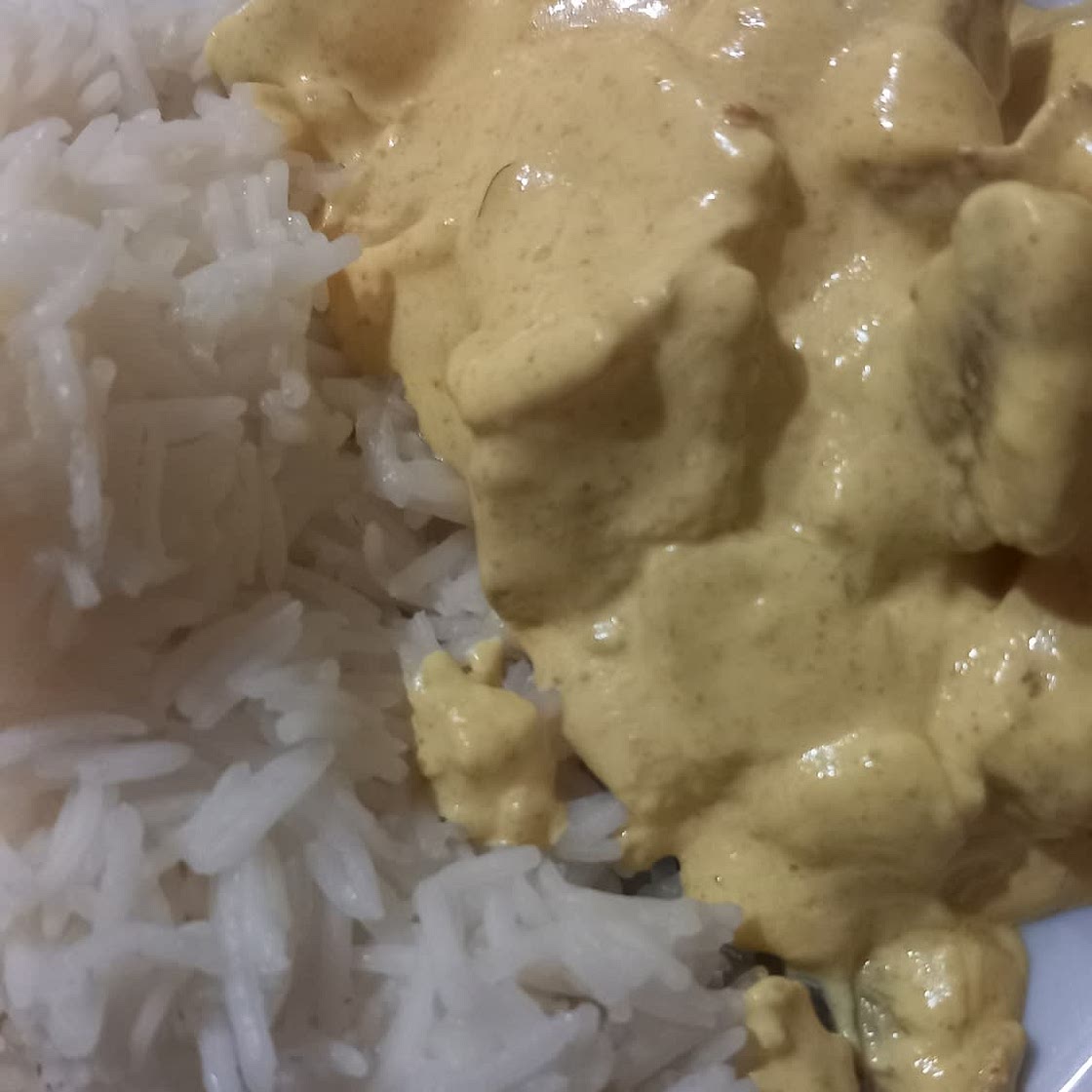 Straccetti di pollo al curry
