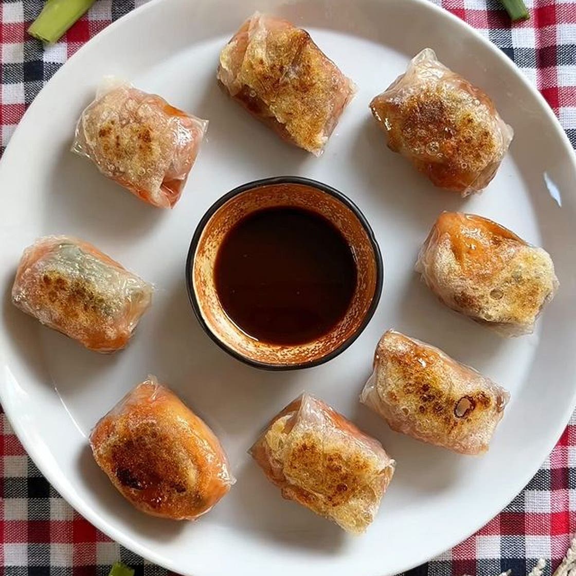 Pork Belly &amp; Kimchi in Crispy Rice Paper