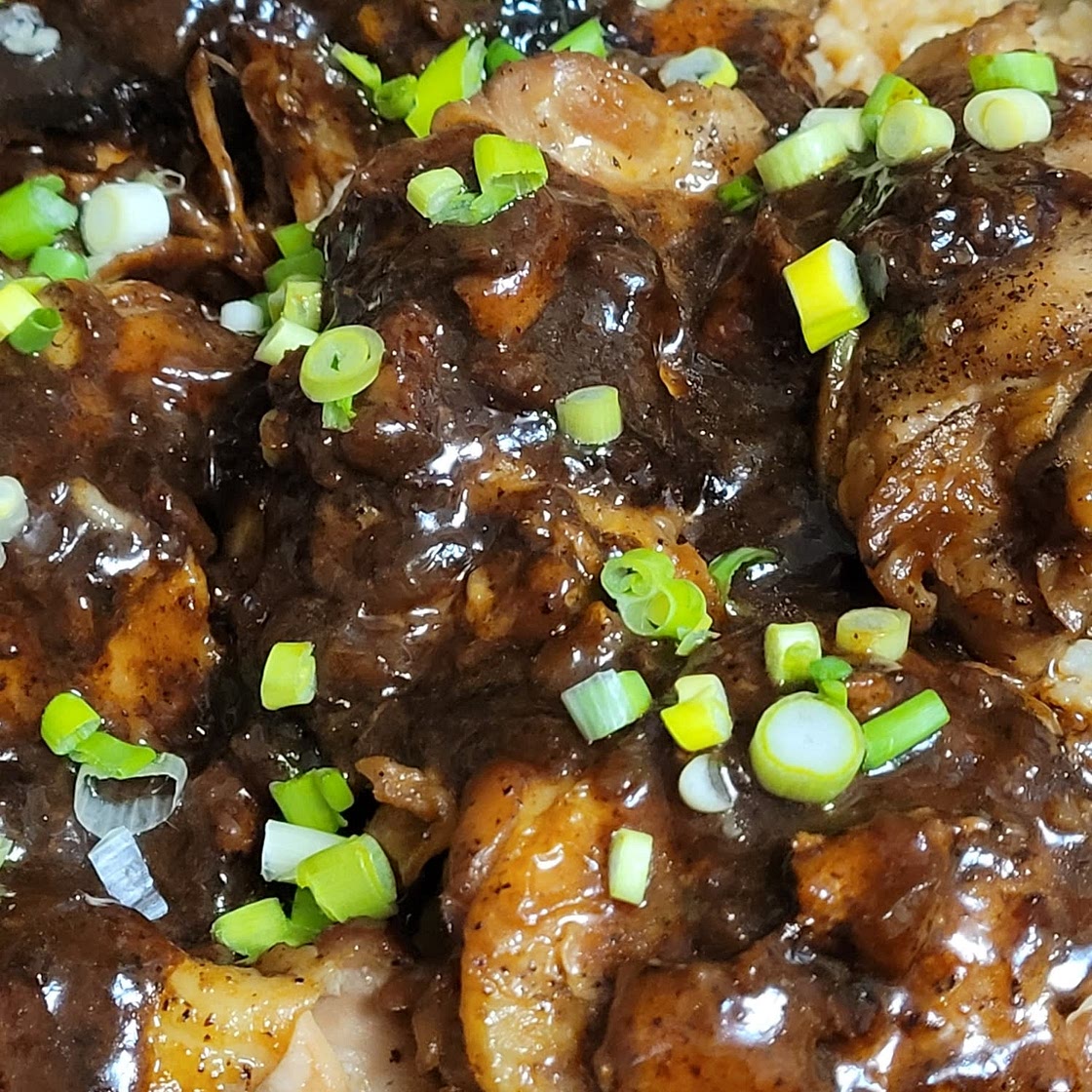 Instant Pot Chicken Adobo
