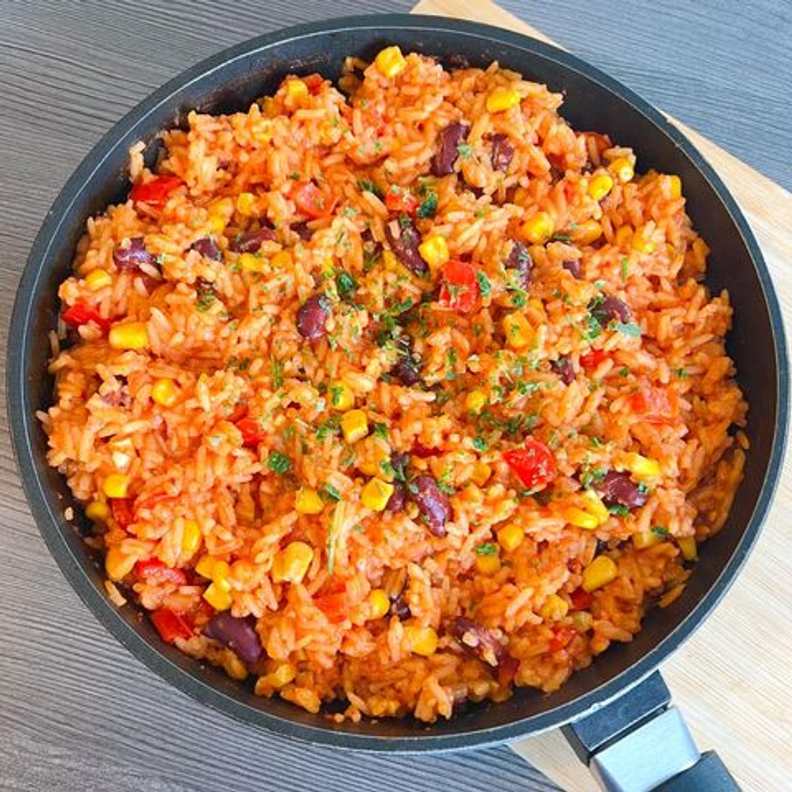 One Pot Mexikanische Reispfanne