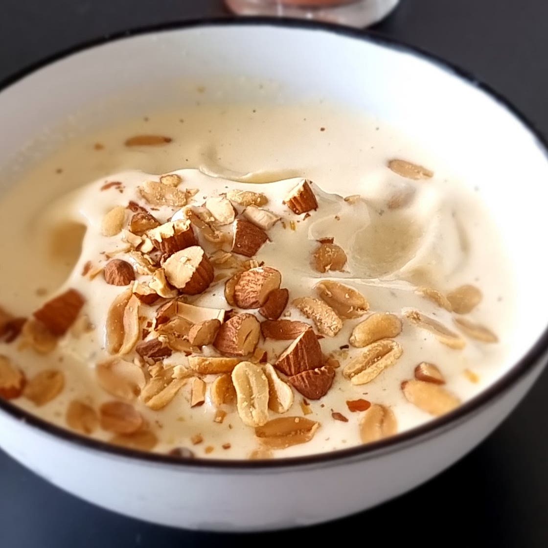 Peach and banana frozen yoghurt