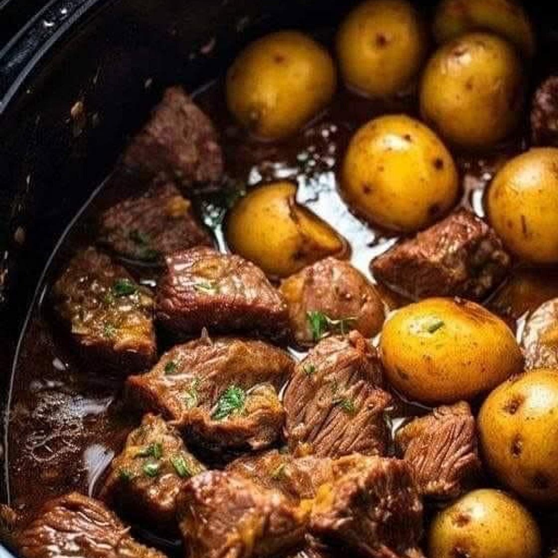 Slow Cooker Garlic Butter Beef Bites & Potatoes