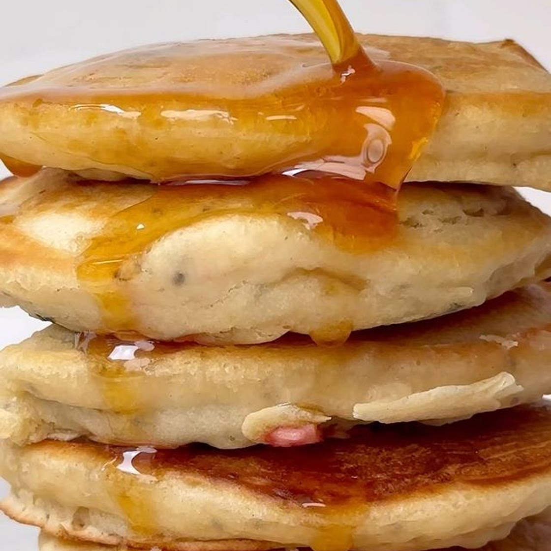 Six-ingredient pancakes