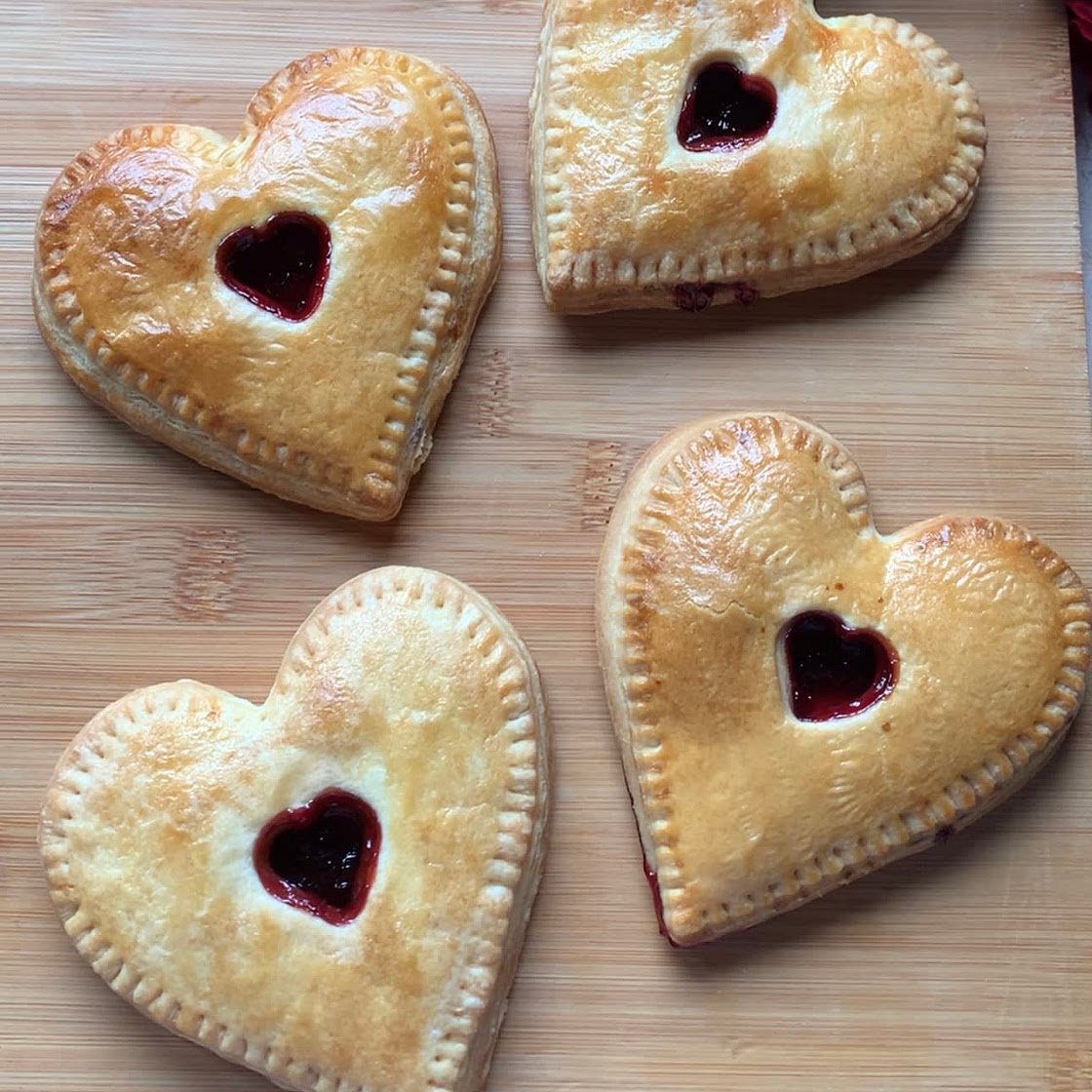 Cherry pies 🍒