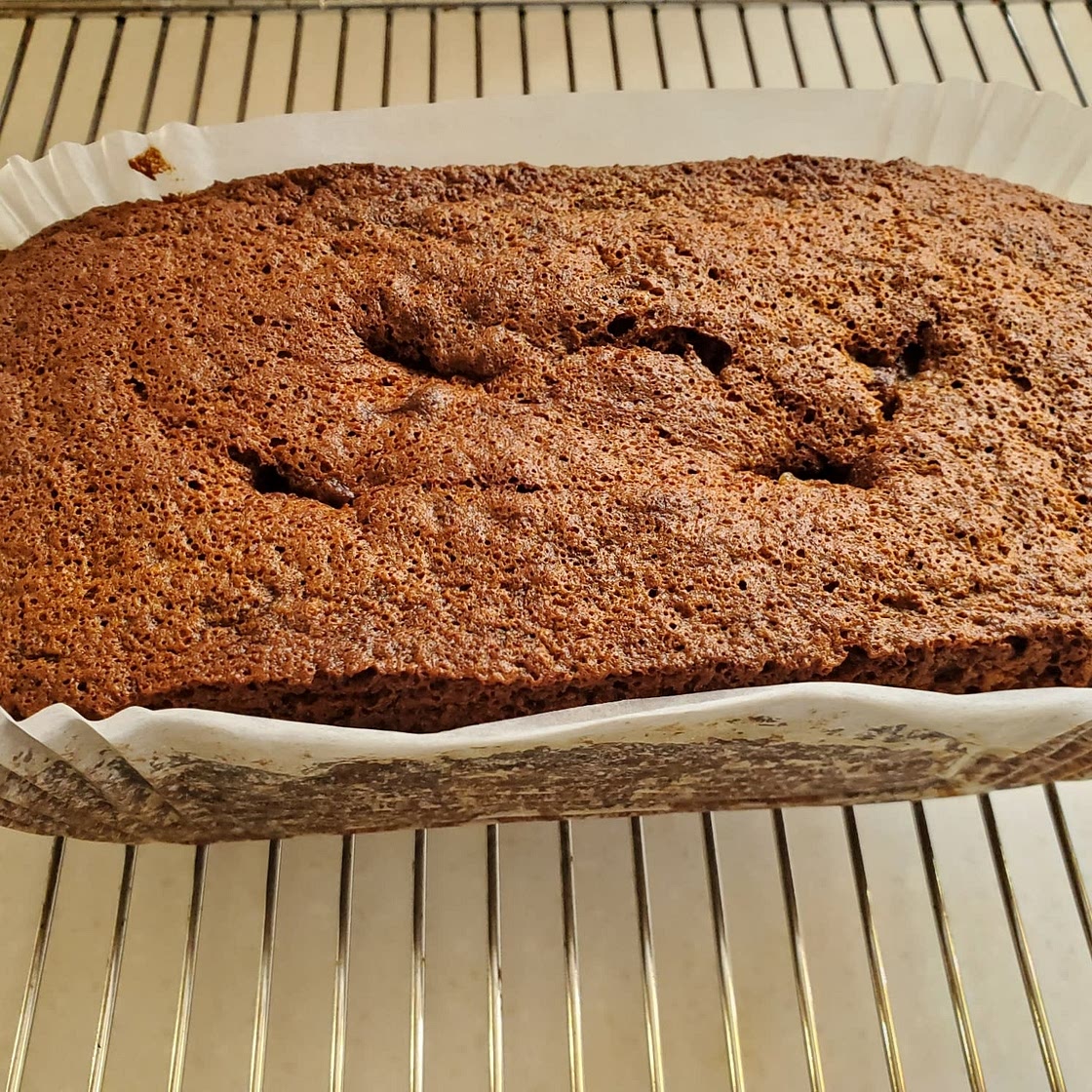 Air Fryer Super Moist Banana Nut Bread