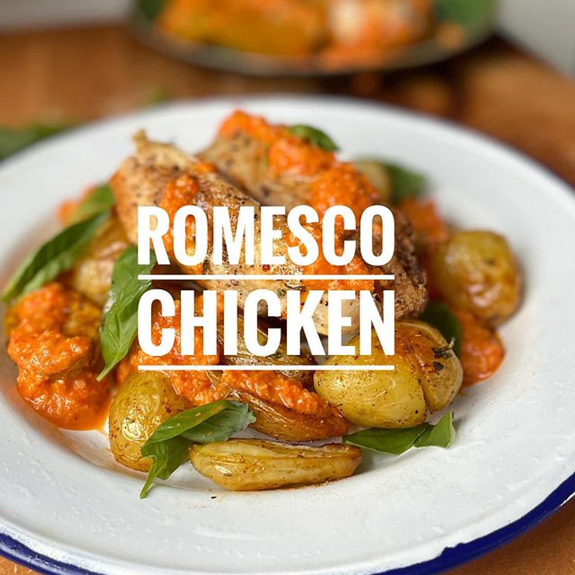 EASY! Romesco Chicken with crispy roast potatoes. 😋 RECIPE BELOW