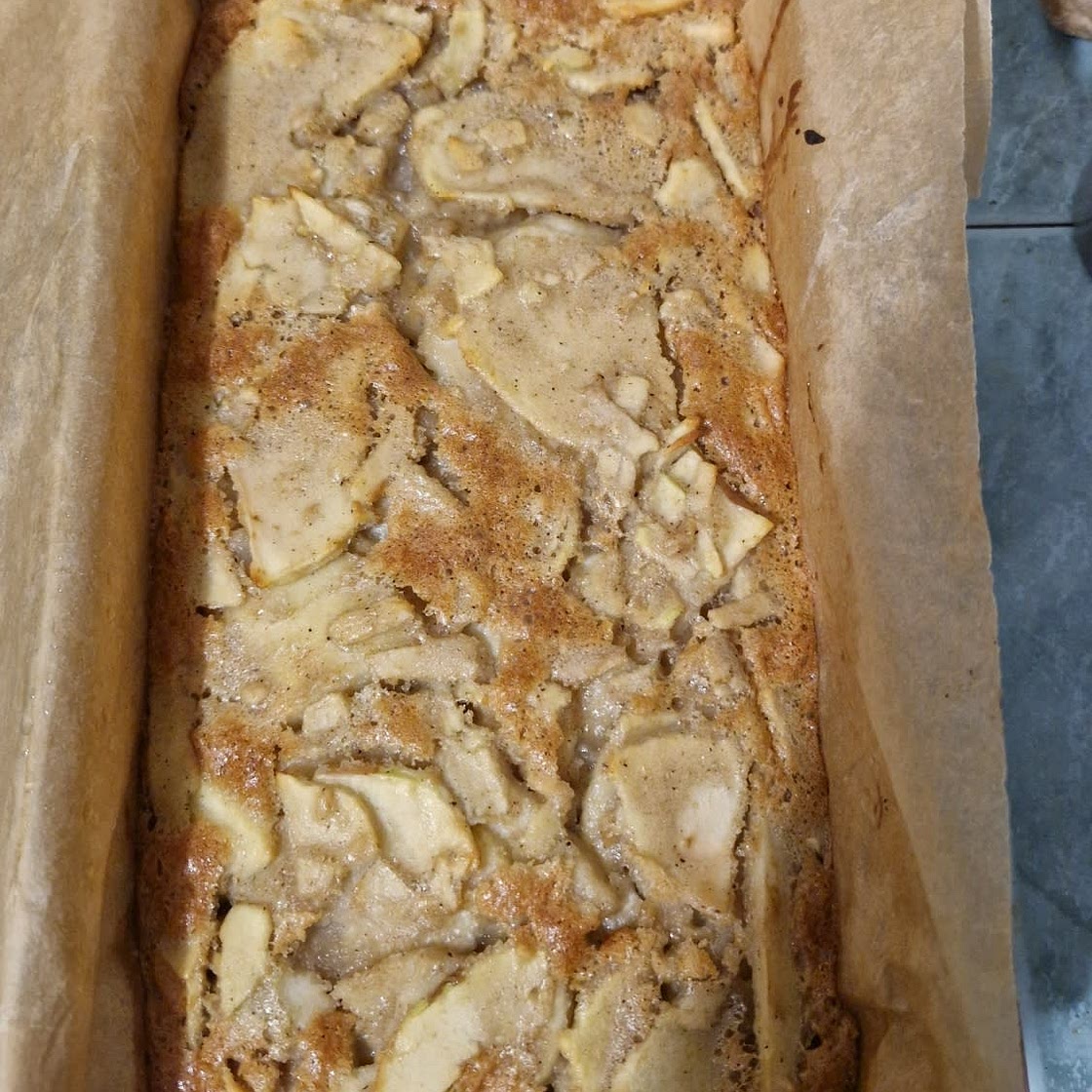 INVISIBILE APPLE CAKE