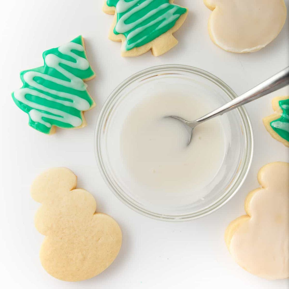 How to Make Icing with Icing Sugar and Water