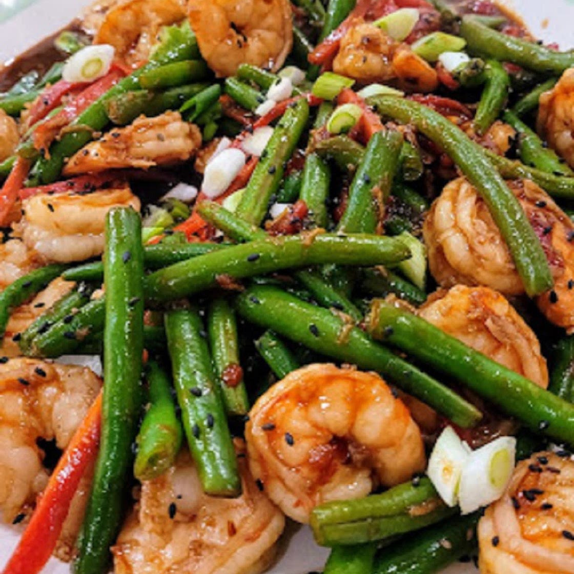 Sriracha Shrimp and Green Beans