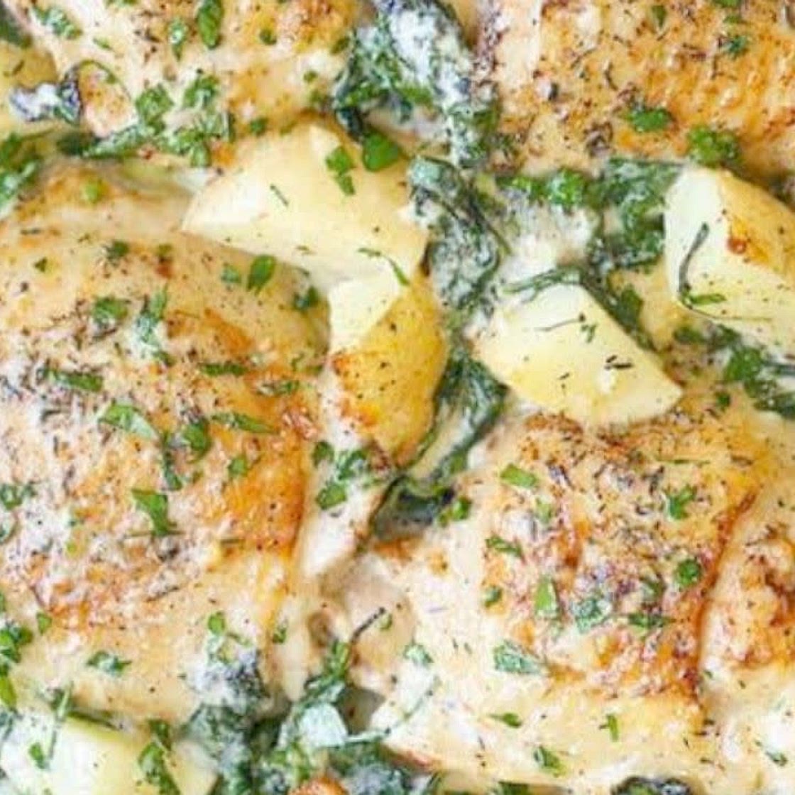 Chicken and Potatoes With Garlic Parmesan Cream Sauce