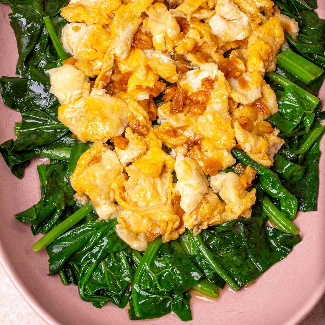 Spinach and Eggs - Chinese Style