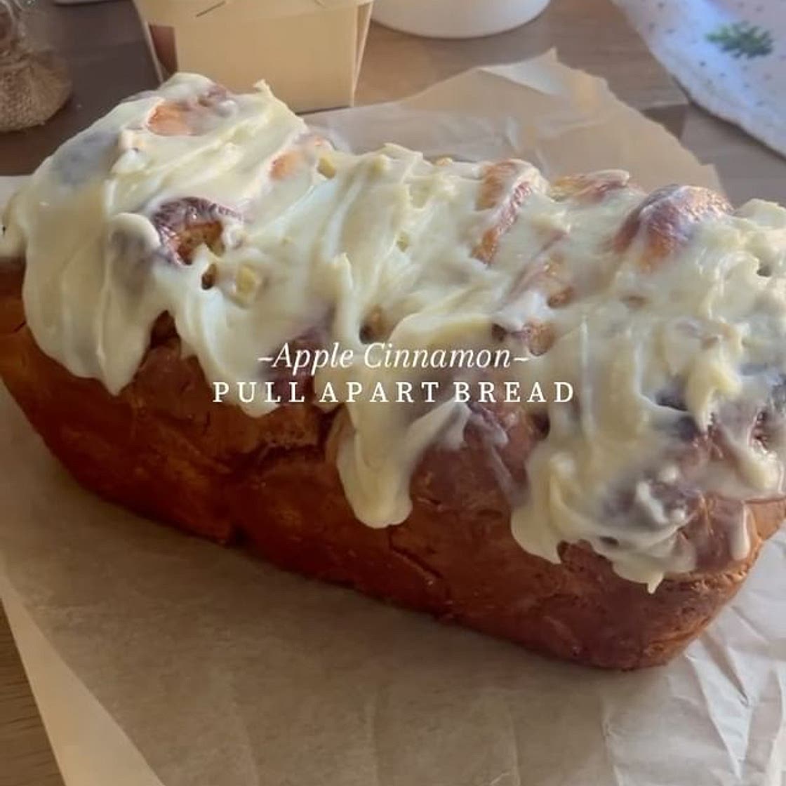 Apple Cinnamon Pull Apart Bread