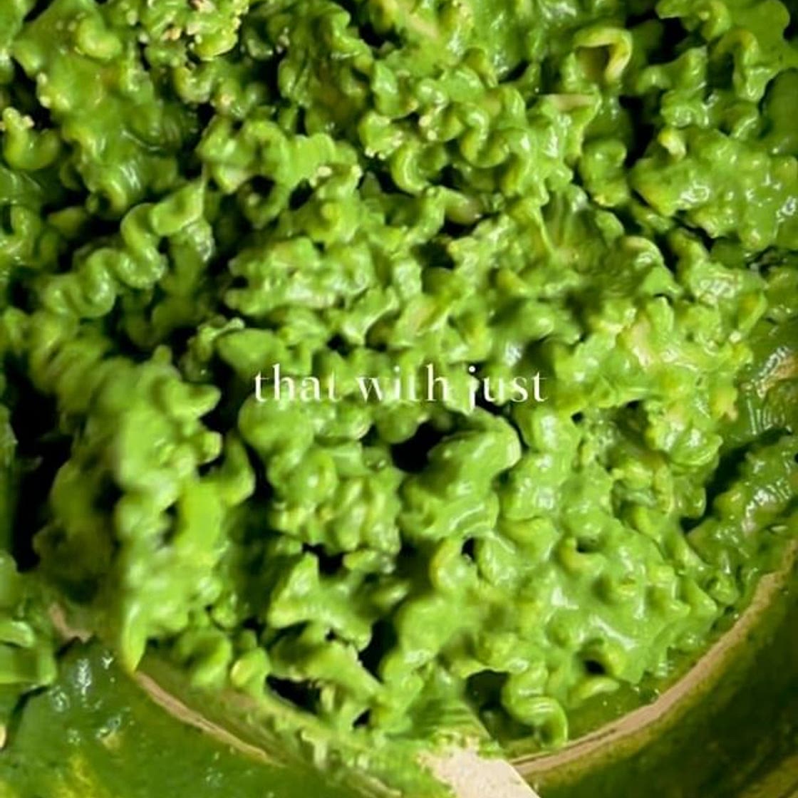 CREAMY HIGH-PROTEIN SPINACH PASTA