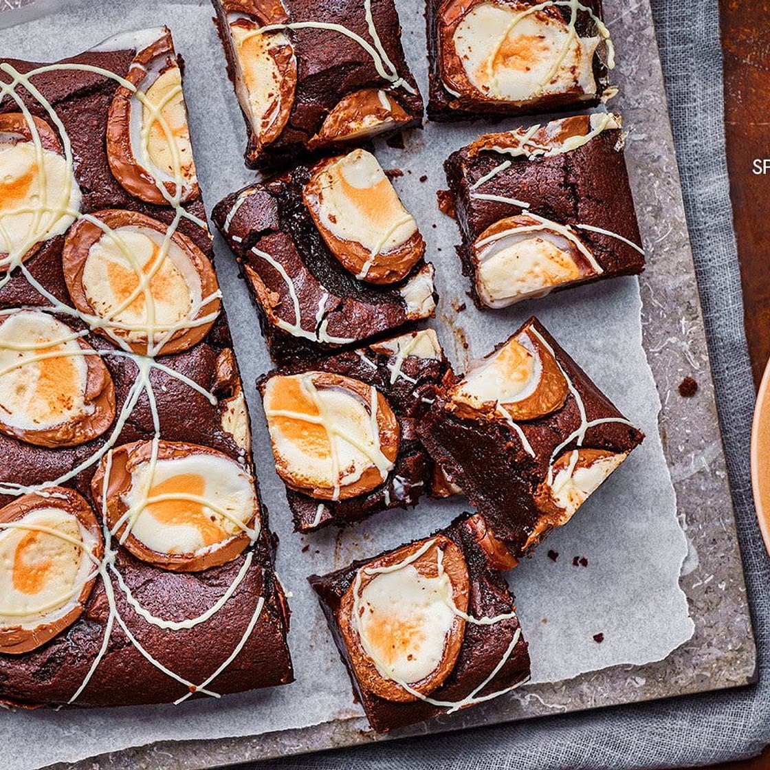 Creme Egg fudgy brownie traybake recipe