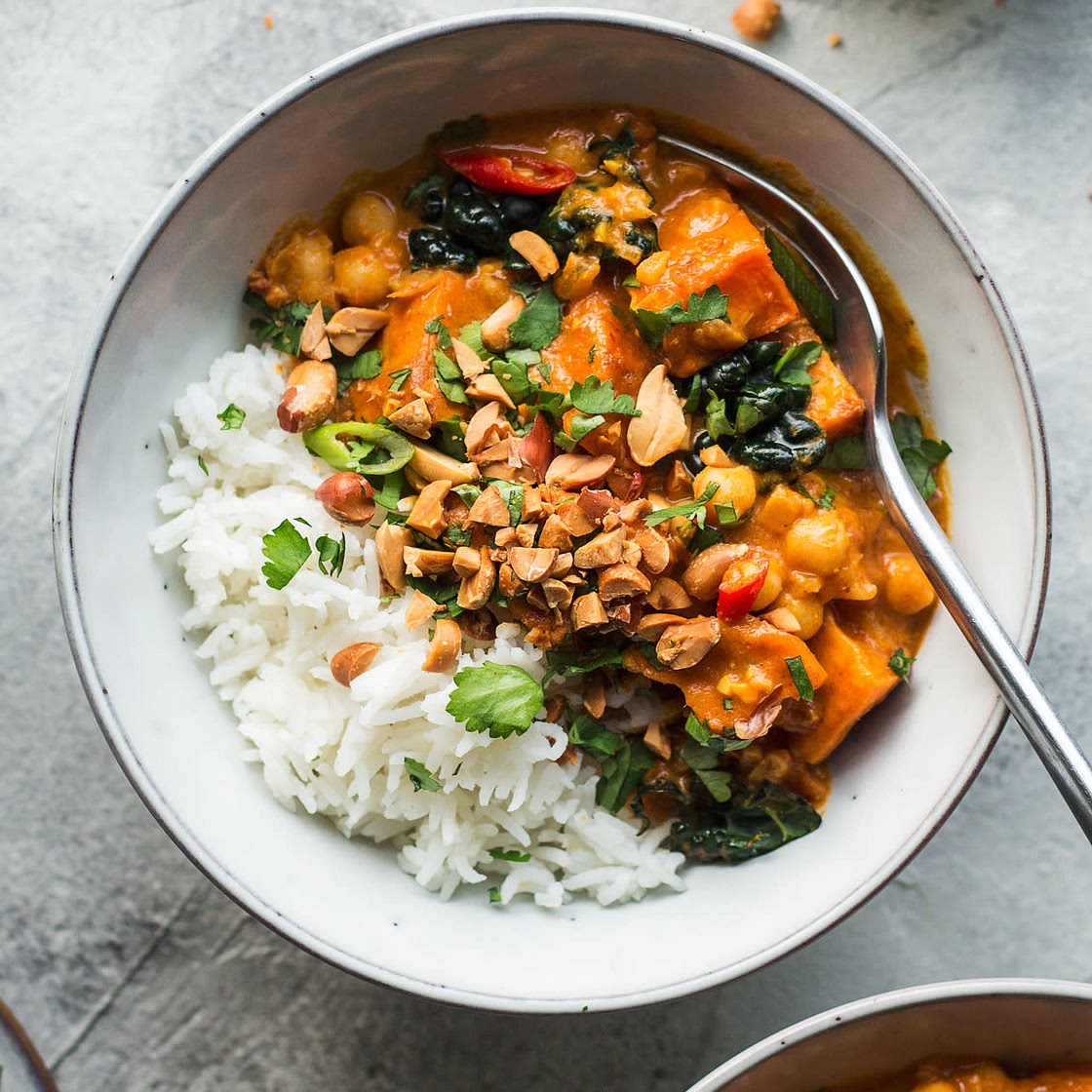 Sweet potato, black bean & peanut butter curry