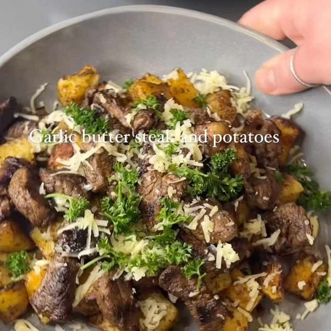 Garlic Butter Steak & Potatoes