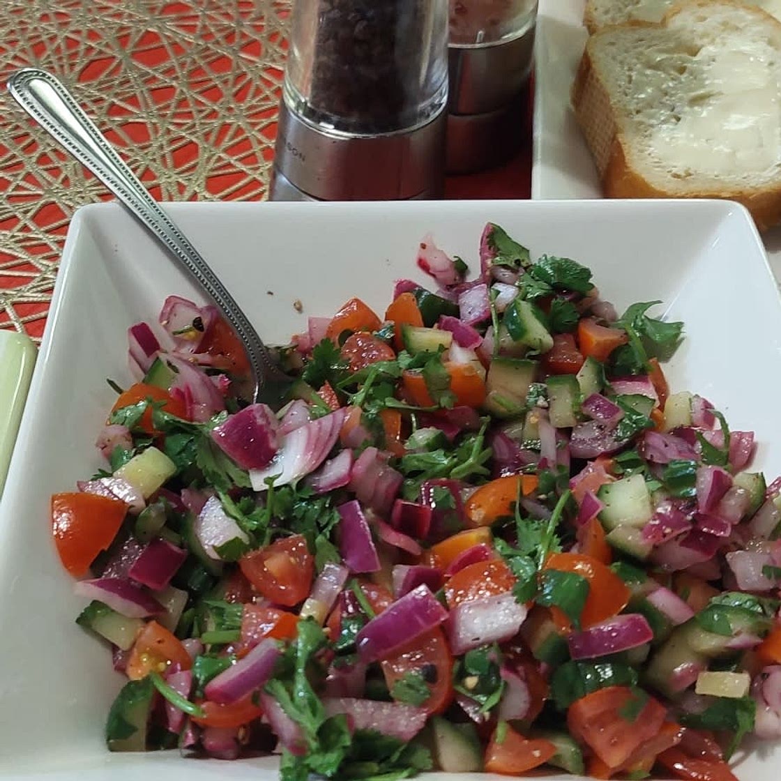 Mediterranean Cucumber Tomato Salad