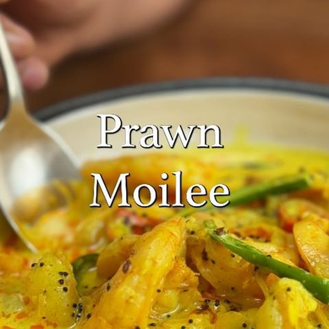 INDIAN 101: PRAWN MOILEE 🦐🦐🇮🇳 This dead easy Keralan prawn curry is packed with flavour and ready in minutes - you'll find yourself making it again and again. It's such a versatile dish for a quick weeknight meal or a weekend feast, and works equally w
