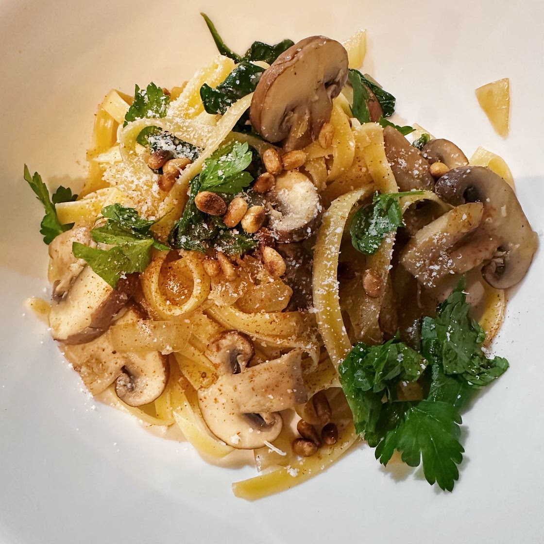 Vegan Mushroom Pasta with Spinach (easy recipe)