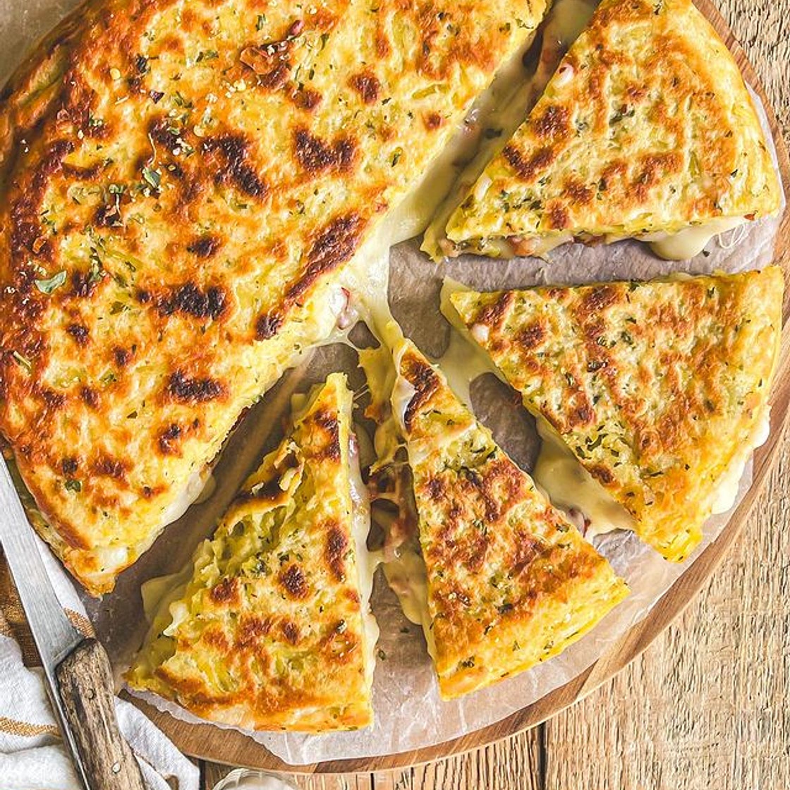 Omelette de pomme de terre et scamorza fondante