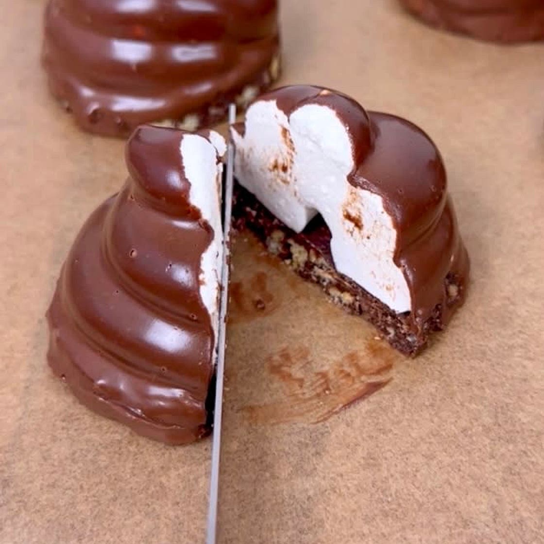 EASY CHOCOLATE DESSERT