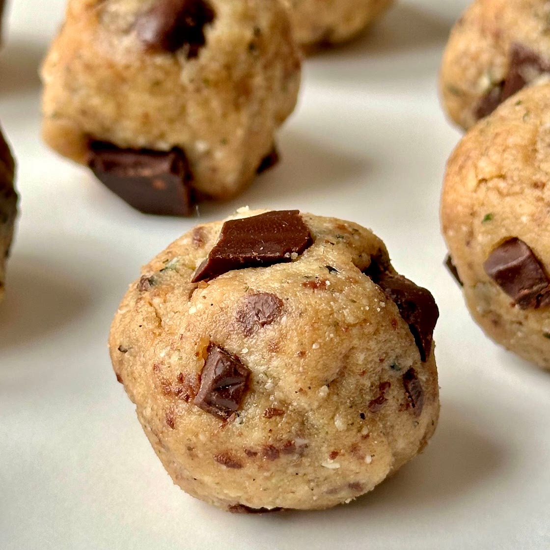 Protein Cookie Dough Bites 