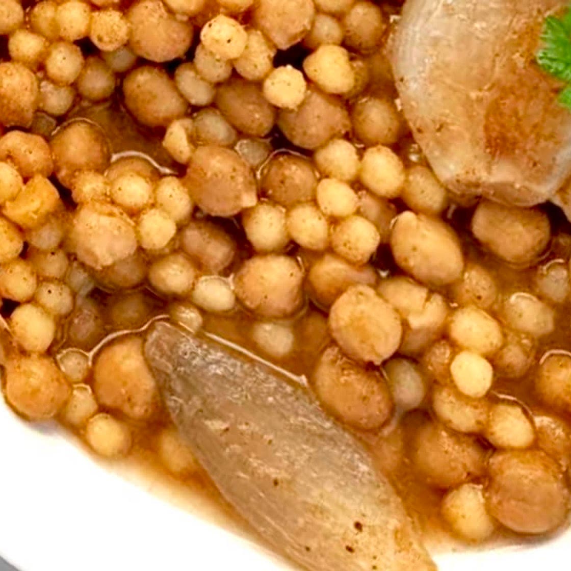 Meatless ﻿Moghrabiyeh Stew