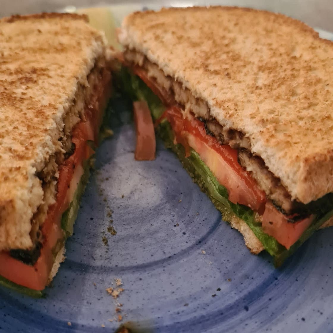 Tempeh BLT Sandwich