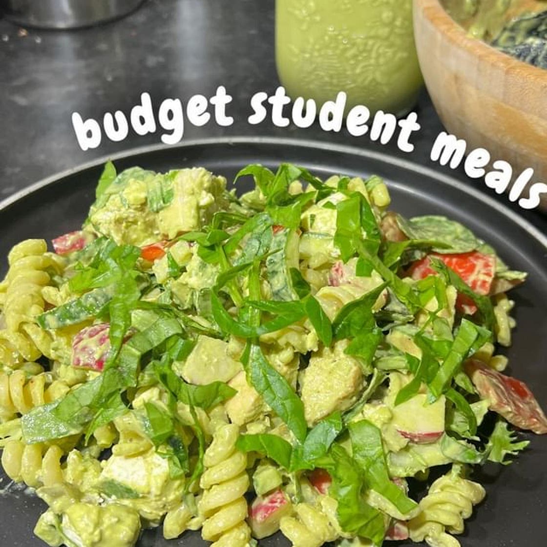 Creamy Pesto salad dressing