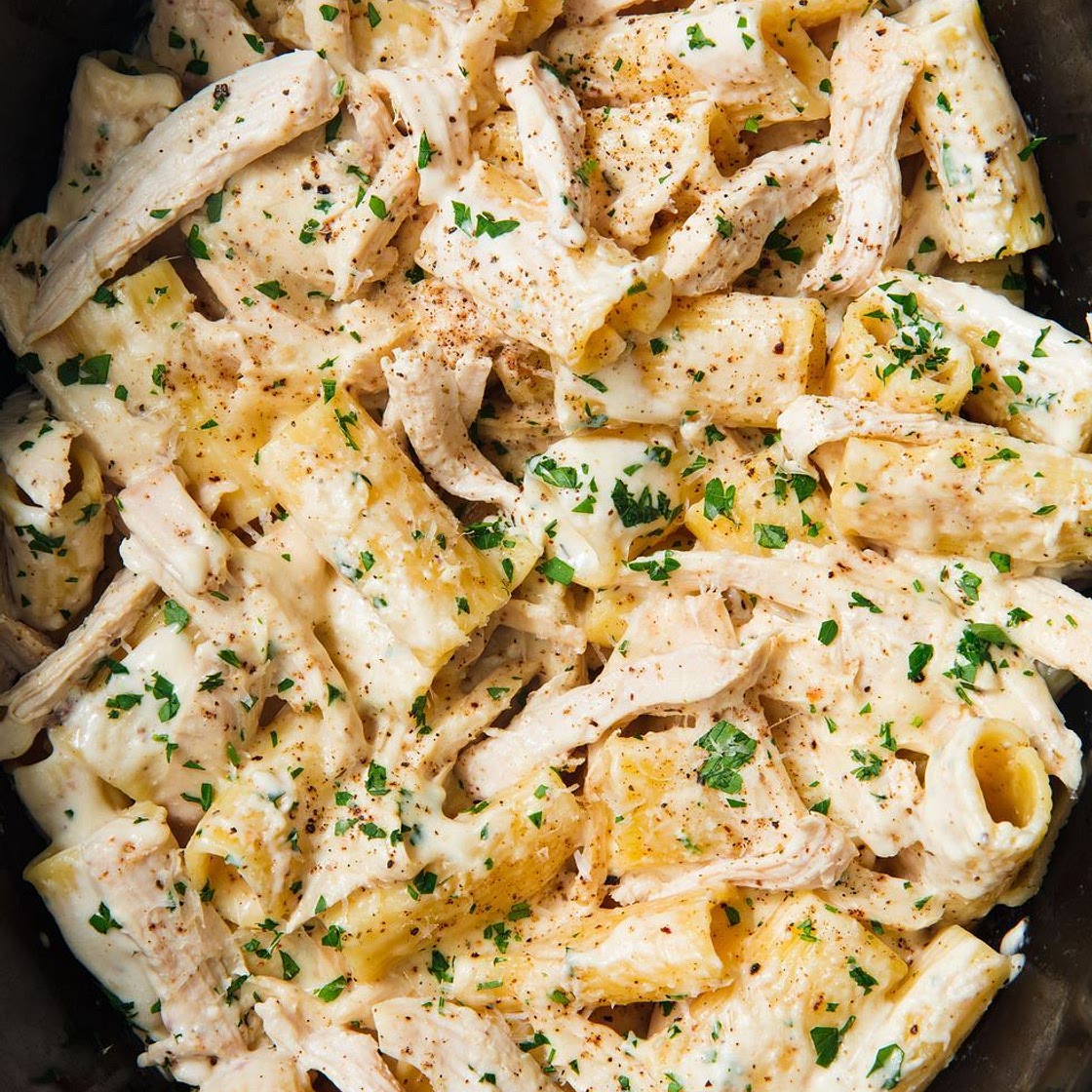 Slow-Cooker Chicken Alfredo