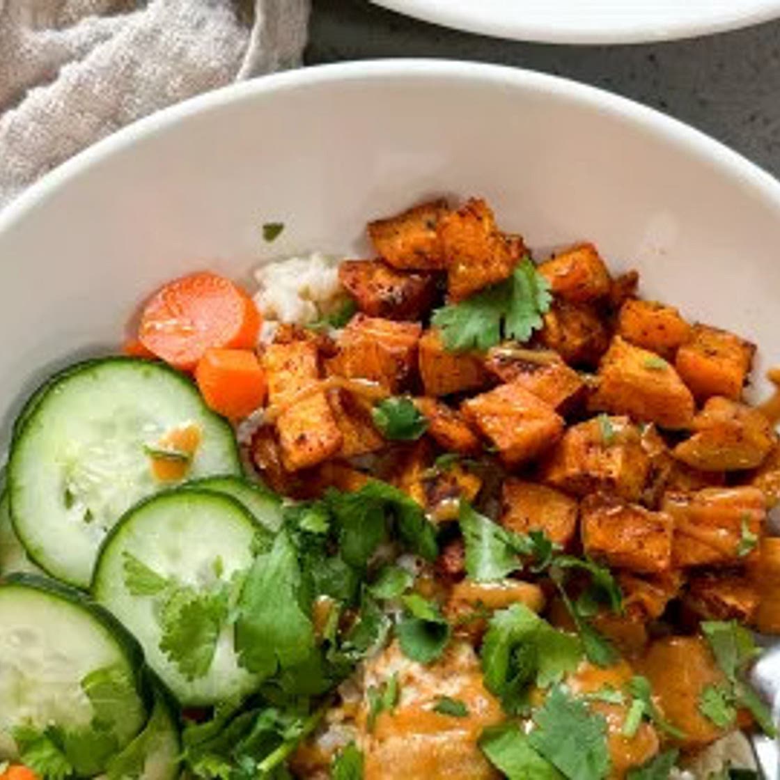 Saucy Peanut Ginger Chicken Meatball Bowls
